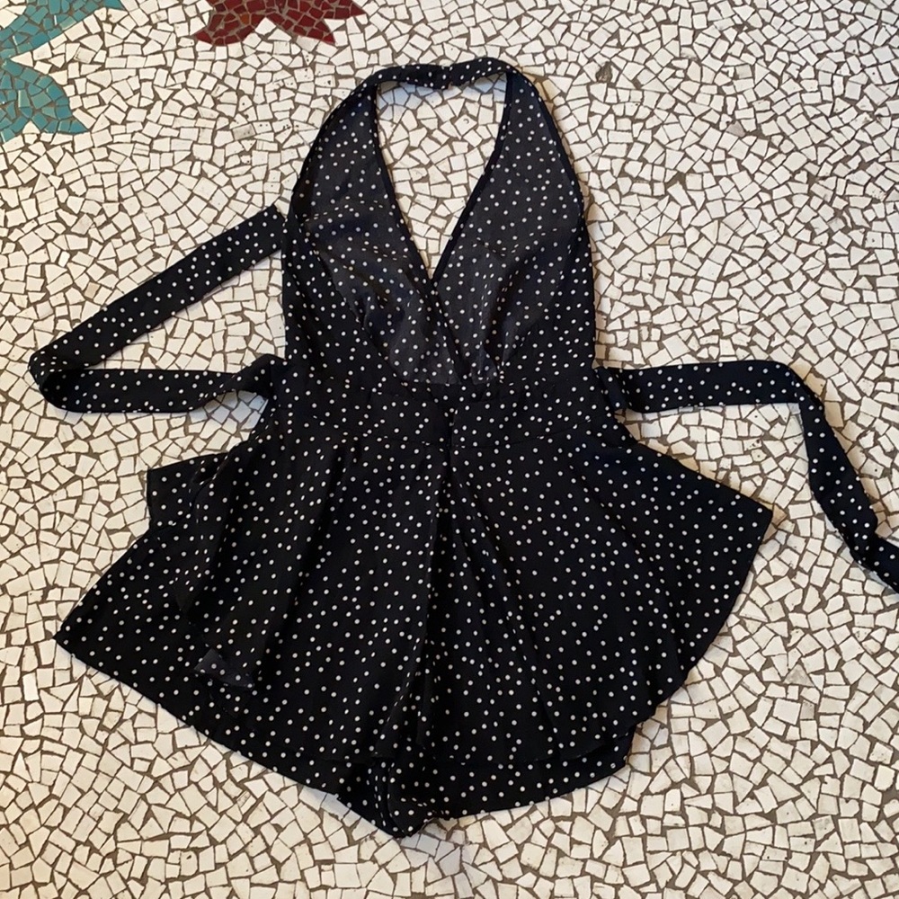 Pretty Little Thing Polka Dot Playsuit - Picture 9 of 9
